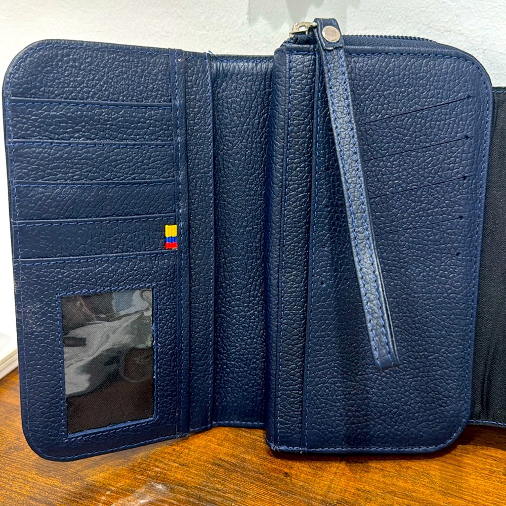 wallet - Picture 3 of 6